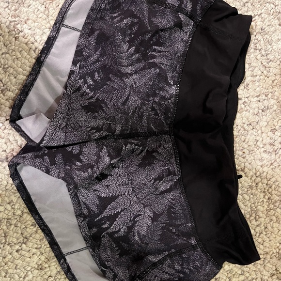 limited edition lululemon - Picture 4 of 6